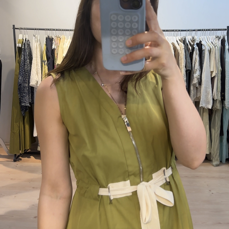 Olive ip büzgülü detaylı elbise