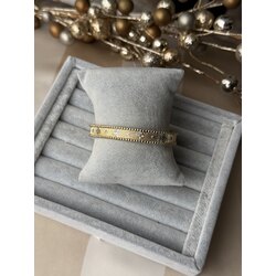 Gold ince taşlı kelepçe bileklik