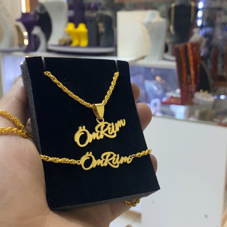 Her isim özel olarak hazırlanıyor 