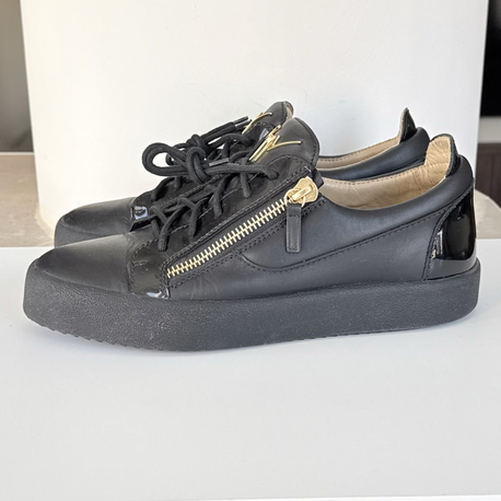 Guiseppe Zanotti 202608-17/42