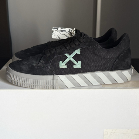 Off White 202602-21/43