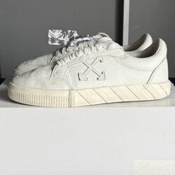 Off White 202505-23/43