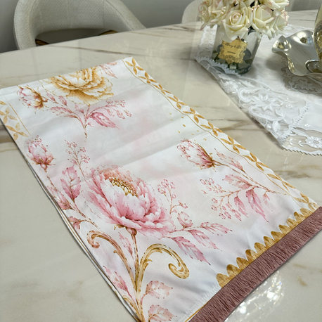 Royal seri pembe runner 
