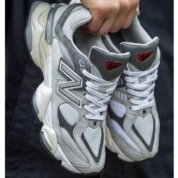 NEW BALANCE ‘9060