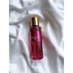 Victoria’s secret pomegranate Rose vücut spreyi