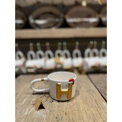 NOEL ŞAPKALI HARFLİ MUG 