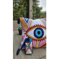 Evil Eye Punch İşlemeli Kırlent  (Evil Eye Telefon Kılıfı Hediyeli)