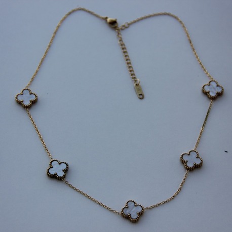 BEYAZ VAN CLEEF 