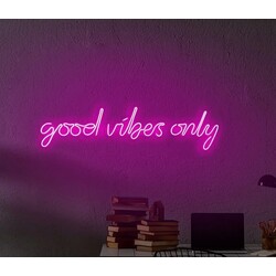 NEON duvar yazısı 