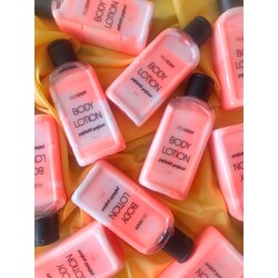 Body Lotion - Şeftalili Yoğurt
