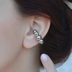 Bombeli Topçuklu Earcuff Küpe Silver