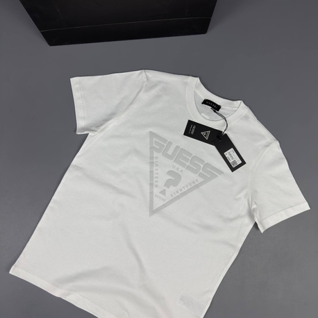 Guess T-shirt 