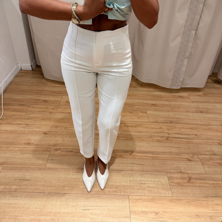 Paça Yırtmaçlı Fit Pantolon
