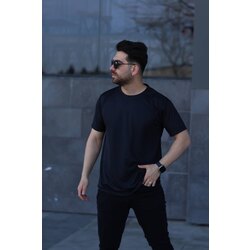 Kare Desenli Siyah T-shirt 