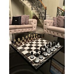 Elegant 44x44 cm Satranç Takımı – Zamak Döküm ve Çatlak Desenli Tasarım