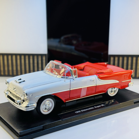 1955 OLDSMOBILE SUPER 88