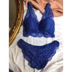 Saks Mavisi Bralet takımı