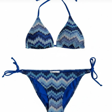 Desenli mavi triko bikini takımı