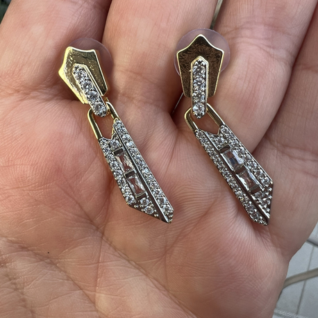 One love earring