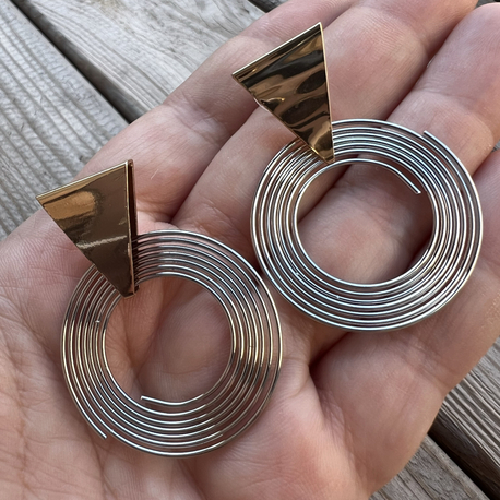 Spiral çift renkli küpe