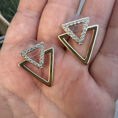 Triangle küpe