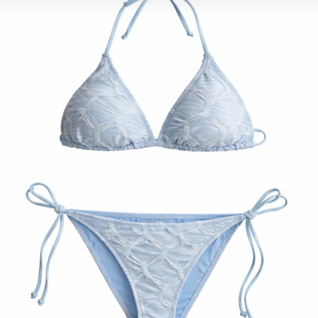 Mavi dokulu bikini takımı