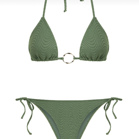 Halka aksesuarlı dokulu yeşil bikini takımı