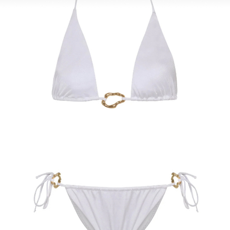 Aksesuarlı beyaz bikini takımı