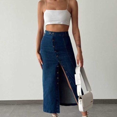 Düğme Detaylı Yırtmaçlı Denim Midi Etek