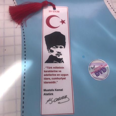 29 Ekim kitap ayracı