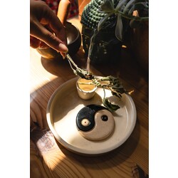 YinYang Tütsulük