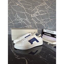 Santoni