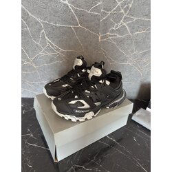 Balenciaga Track