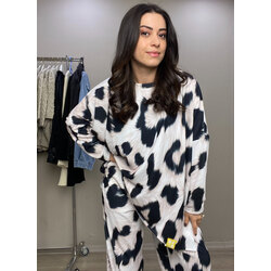 Leopar Desenli Yumoş Takım