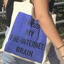 Pre-Internet Brain Çanta