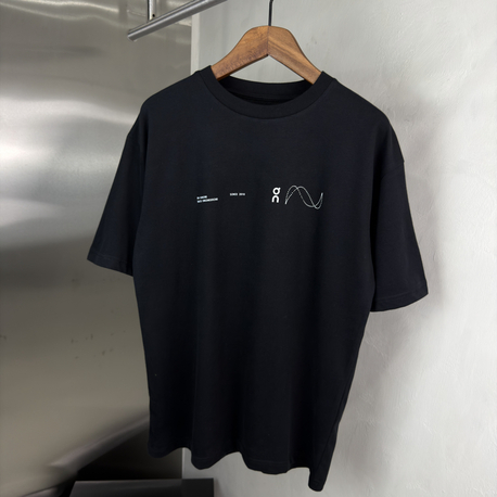 On Cloud Orjinal Etiketli T-Shirt Siyah (Sırt Detay)