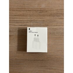 İOS/İPHONE USB-C  20 Watt Şarj Adaptörü 