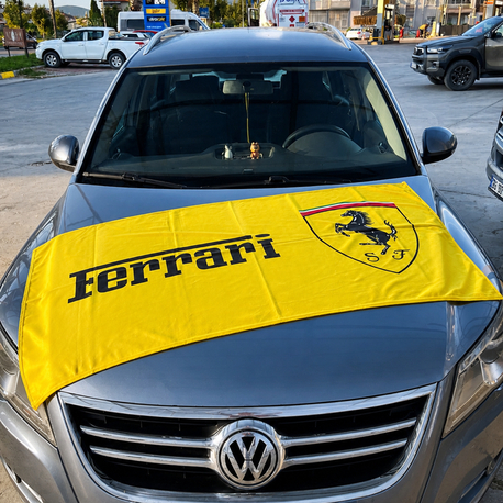 Büyük boy Ferrari havlu 