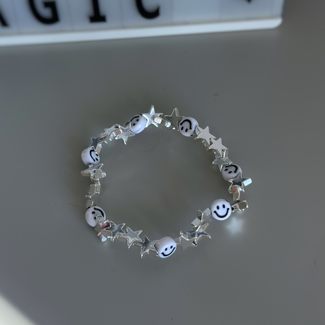 Yıldızlı Smile Bileklik