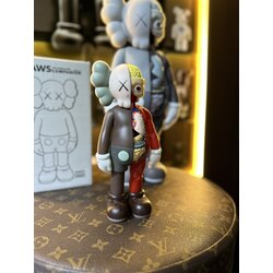 Kaws 19 cm
