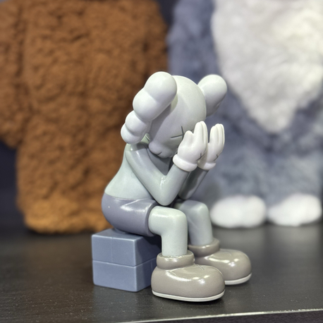 Kaws Mini