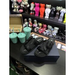 Prada cepli terlik
