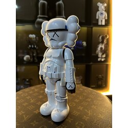 Star Wars beyaz kaws