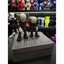Kaws “ALONG THE WAY”