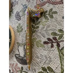 gold kelebekli kalem 