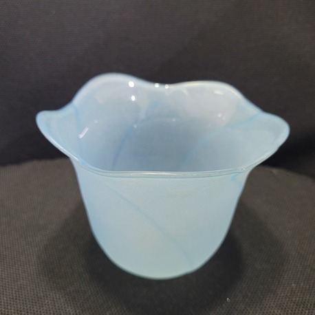 E82240403 Mavi Aplik Lamba Şapkası 9cm Yükseklik 11cm Çap Gül Şeklinde 1 Adet