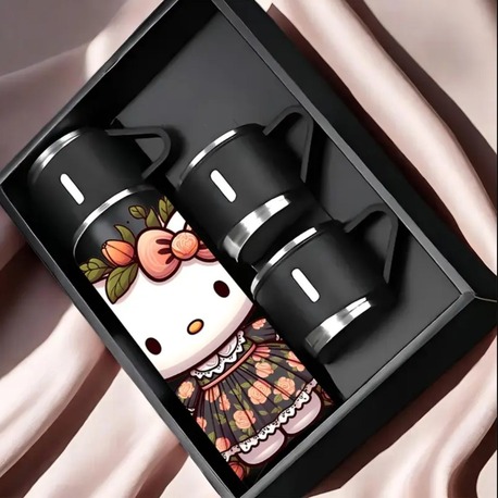 WJ621594 SANRIO Renk: Siyah / Kapasite: 16,9oz Stainless Steel Vacuum Thermos