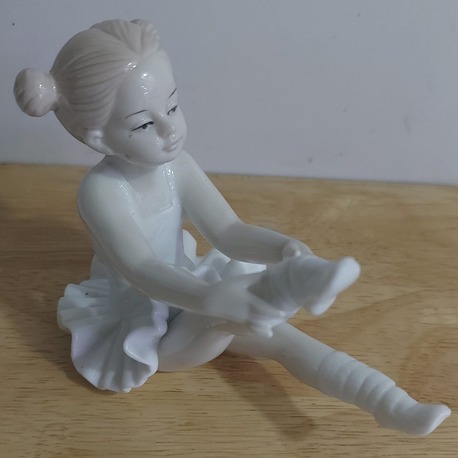 KR819 Porselen Balerin Love Rus 13x10cm I'm Sorry Bale Heykel Ev Dekorasyon 1 Adet