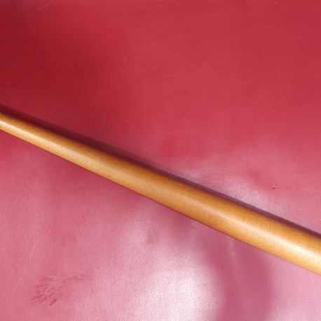D-AGAC-SOPA01 Masif Ahşap El Yapımı Masaj ve Dinlenme Sopası – Ergonomik Yuvarlak Başlıklı