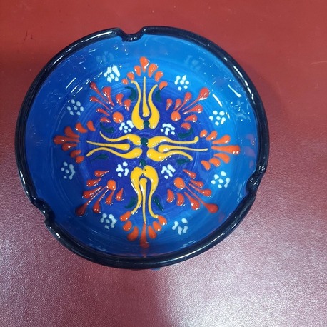 C151629102025 Büyük küllük Çap 10cm Yük 4 cm Seramik El Yapım 1 Adet
